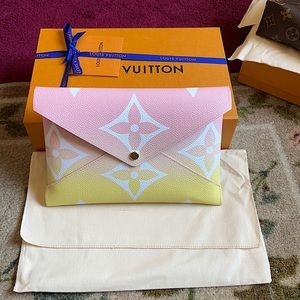 Louis Vuitton Kirigami Pochette